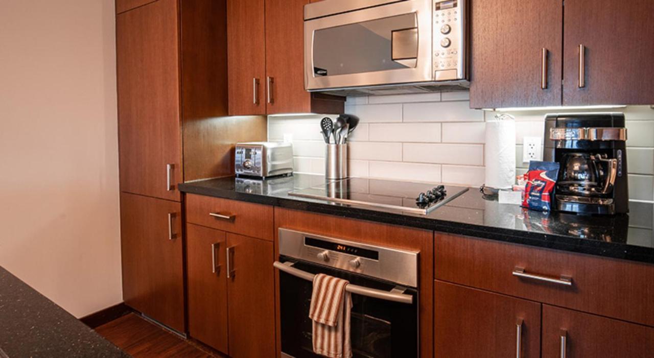 Aparthotel Evolution Whistler Esterno foto