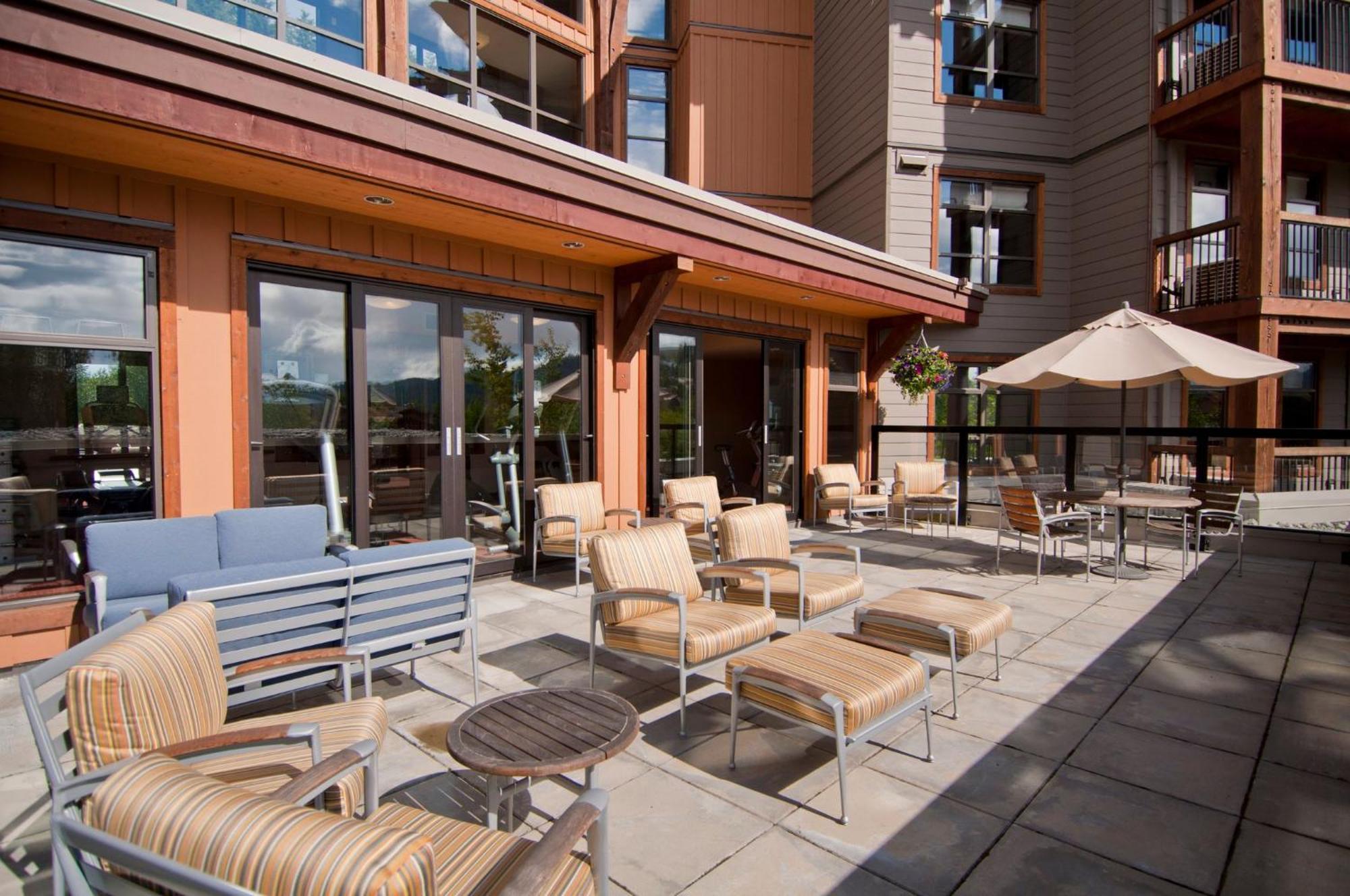 Aparthotel Evolution Whistler Esterno foto
