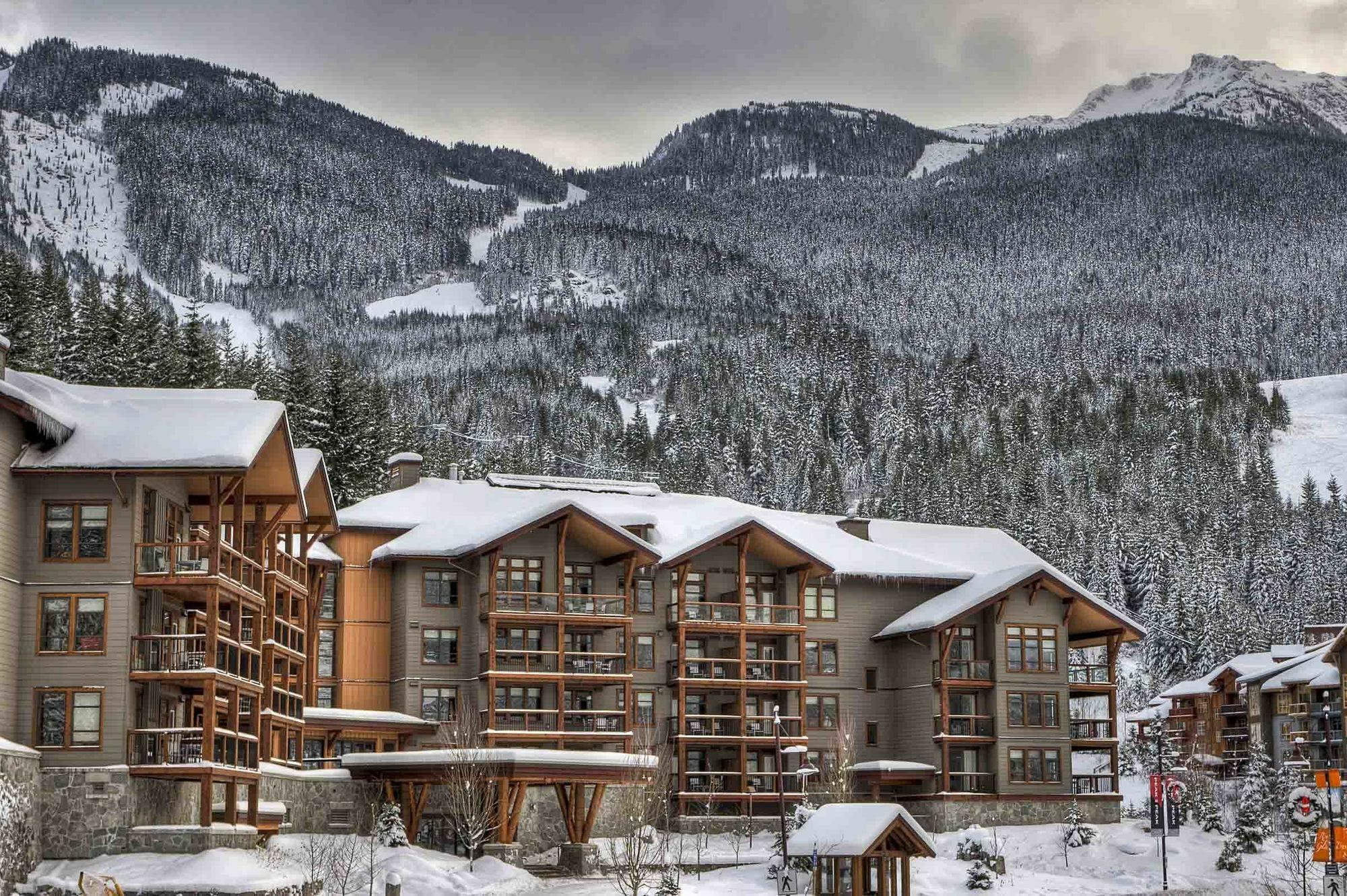 Aparthotel Evolution Whistler Esterno foto